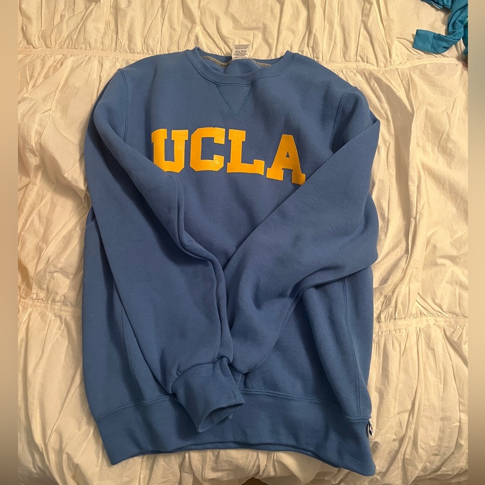 UCLA Sweatshirt NEVER WORN!